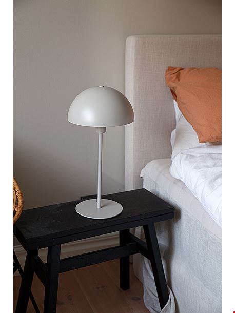 bordslampor-elvita-alta-greige-25.jpg